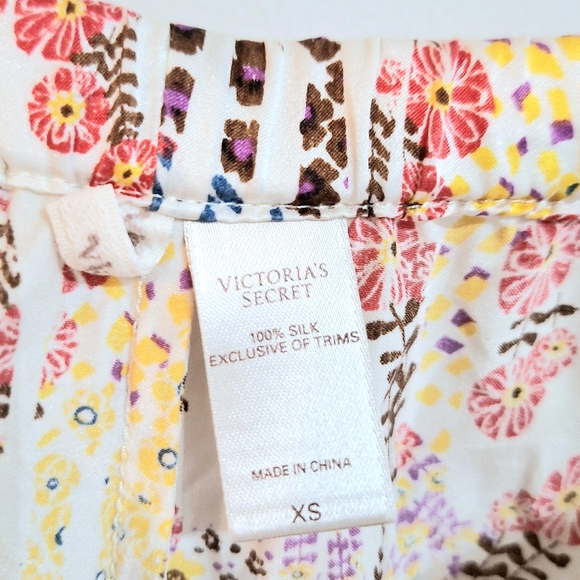 Vintage Victoria's Secret Silk Sleep Short - XS - Picture 4 of 5
